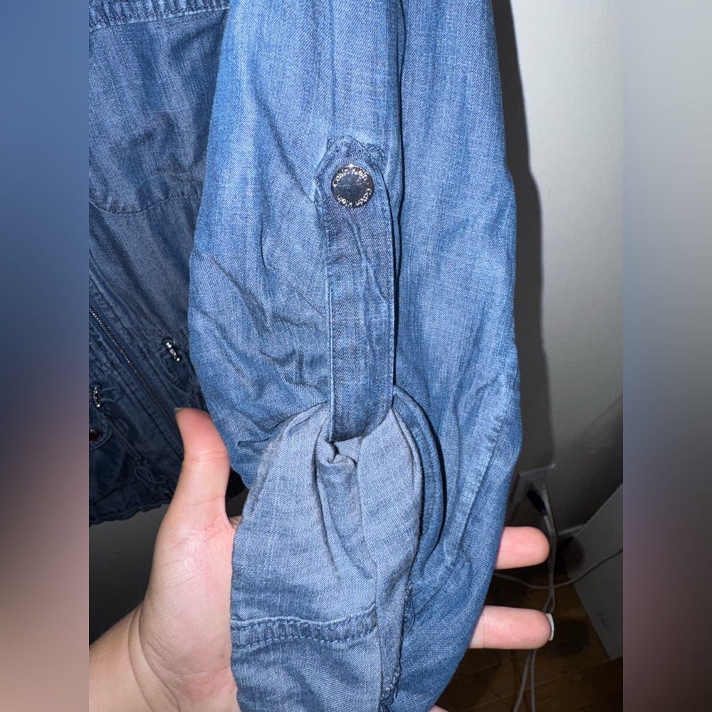 Calvin Klein Women’s Chambray Utility Jean Jacket Size Large - Picture 6 of 7